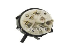 02 25 021 PRESSURE SWITCH - 020187 (151AR01)